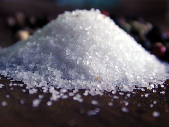 Inquinati dal sodio. Mangiare salato è una malattia